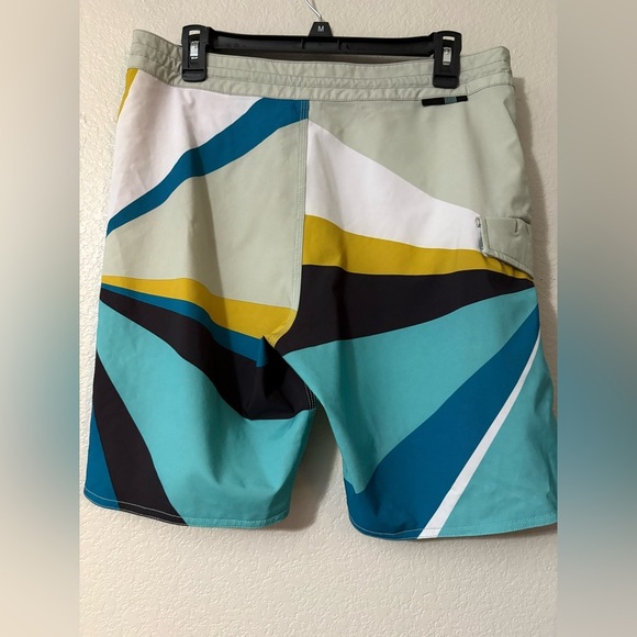 VISSLA Blue and Yellow Geometric Board Shorts - Picture 4 of 13